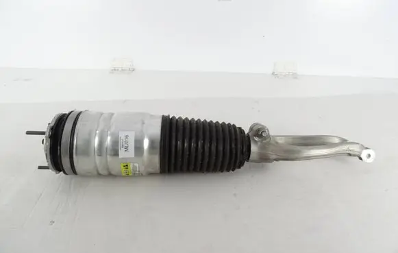 Maserati GranTurismo II Front shock absorber/damper 6703039020 06703039020 670303902