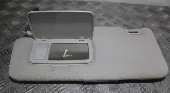 Subaru Legacy Sun visor