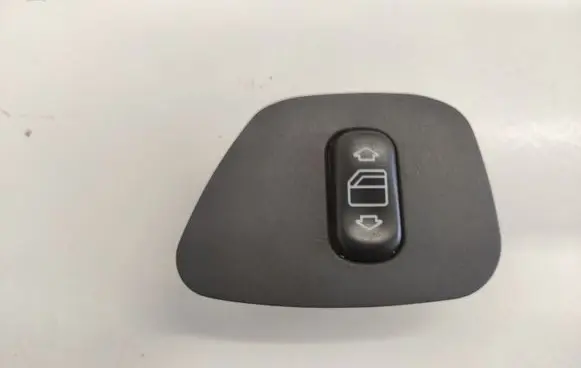 Mercedes-Benz E W210 Electric window control switch