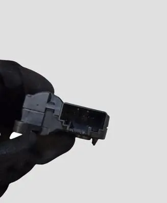 Volkswagen PASSAT B6 Air flap motor/actuator 3C0907511B