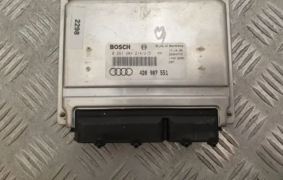 Audi A4 S4 B5 8D Engine control unit/module 4D0907551