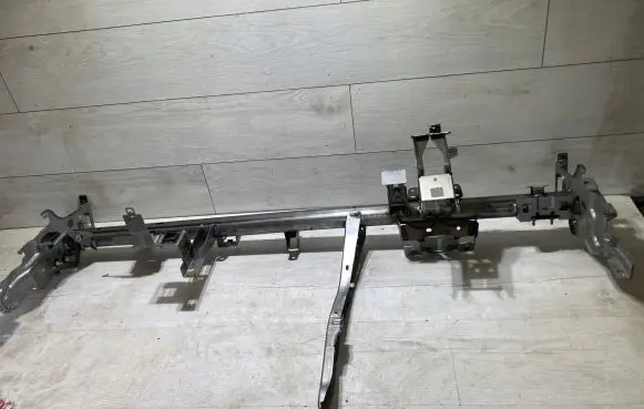 Dacia Sandero III Dashboard cross member/frame bar 671523305r