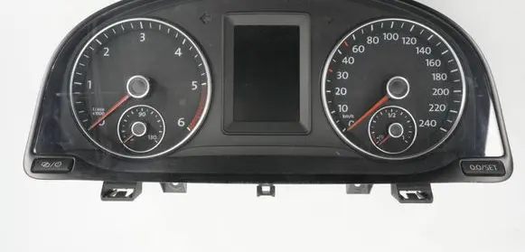 Volkswagen Caddy Speedometer (instrument cluster) 2K0920876F