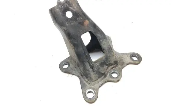Nissan Navara D23 Engine mounting bracket