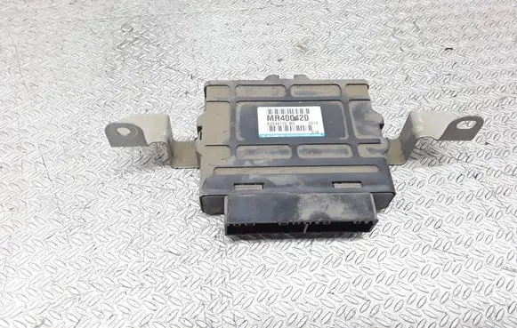 Mitsubishi Pajero ABS control unit/module MR400420