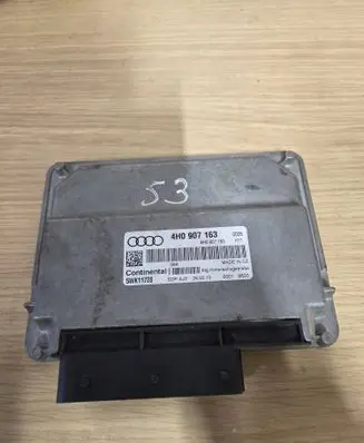 Audi A8 S8 D4 4H Transfer box differential control unit 4H0907163