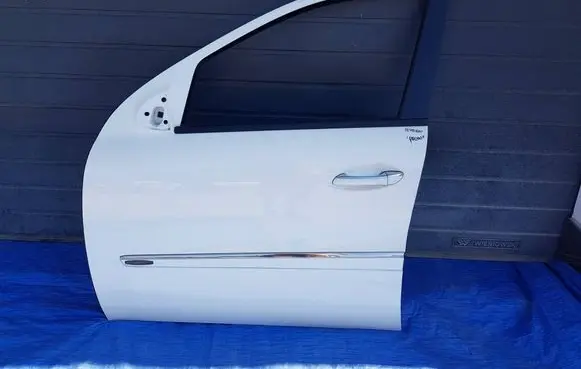 Mercedes-Benz ML W164 Front door DRRR1645650