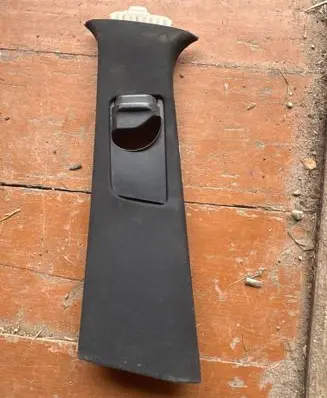 Mercedes-Benz GLE (W166 - C292) (B) pillar trim (top) A1668681500