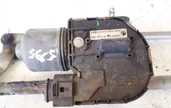 Skoda Octavia Mk2 (1Z) Wiper motor 1z2955119d 1397220653
