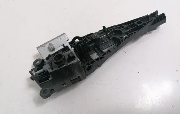Opel Zafira C Front door exterior handle/bracket 13577496