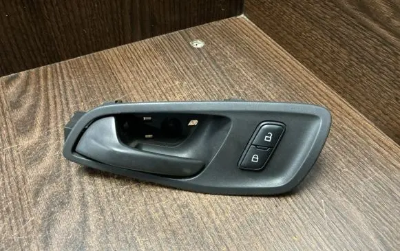 Ford Transit Front door interior handle BK21V22601AC