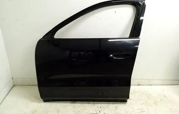 Porsche Cayenne (9Y0 9Y3) Front door 9Y3831811