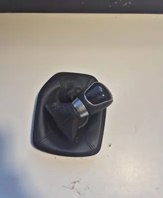 Ford Fiesta Gear shifter surround trim plastic 2021030501 00267074