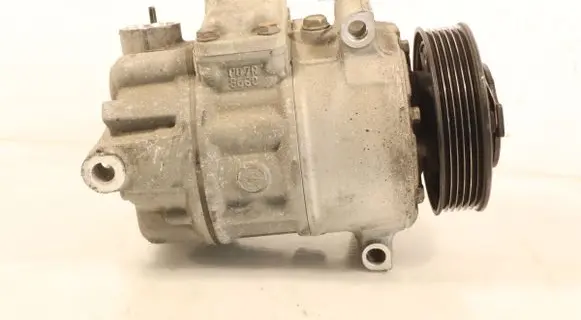 Volkswagen Golf V Air conditioning (A/C) compressor (pump) 1K0820859F