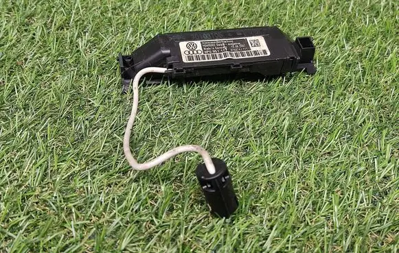 Audi A3 S3 8P Alarm movement detector/sensor 8P0951177 70103105 0703741111