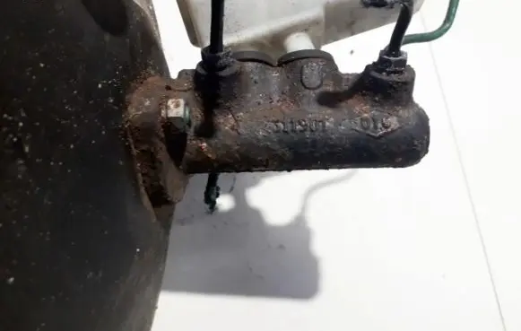Renault Megane I Master brake cylinder 7700828034