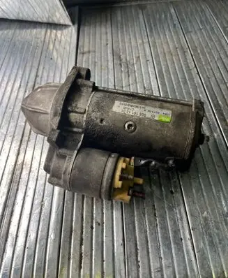 Mercedes-Benz C W203 Starter motor A0051511301