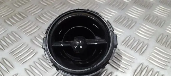 Mini One - Cooper R50 - 53 Dash center air vent grill 680088706 57633410