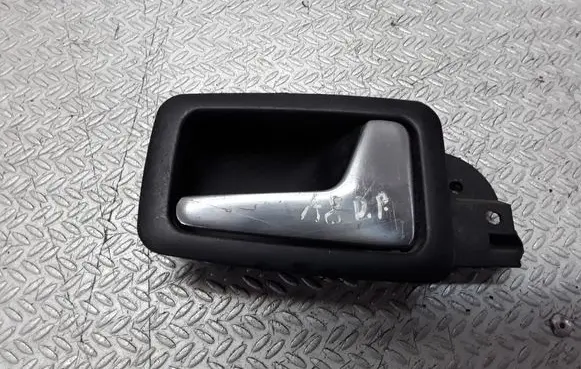 Audi A8 S8 D2 4D Front door interior handle 4D0837020