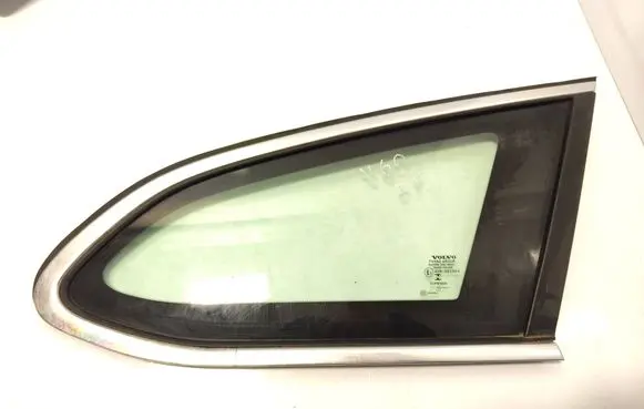 Volvo V60 Rear side window 31385425