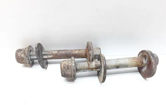 Volvo V60 Front suspension camber bolt 