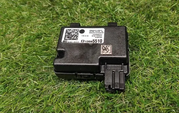 Chevrolet Cruze II Keyless (KESSY) go control unit/module 13595510