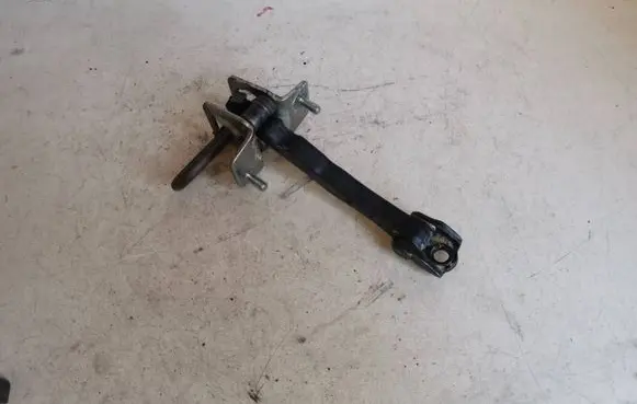 Volvo XC90 Front door check strap stopper 30779873