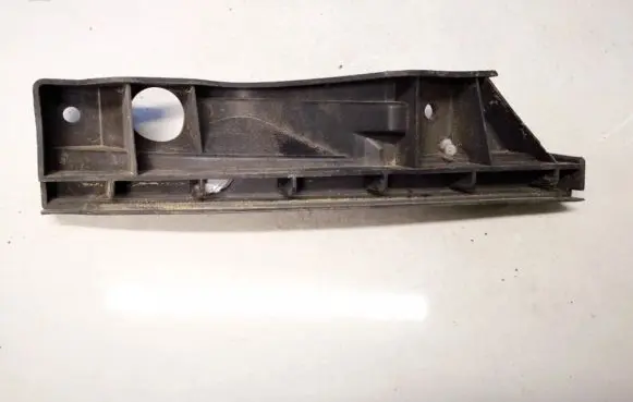 Volkswagen Touran I Front bumper mounting bracket 1t0807889a
