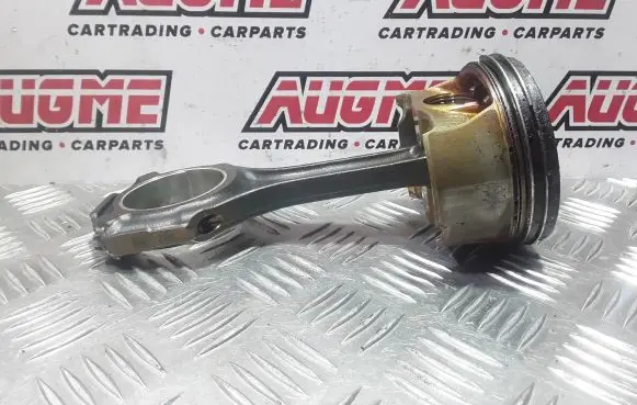 Mercedes-Benz E W212 Piston with connecting rod