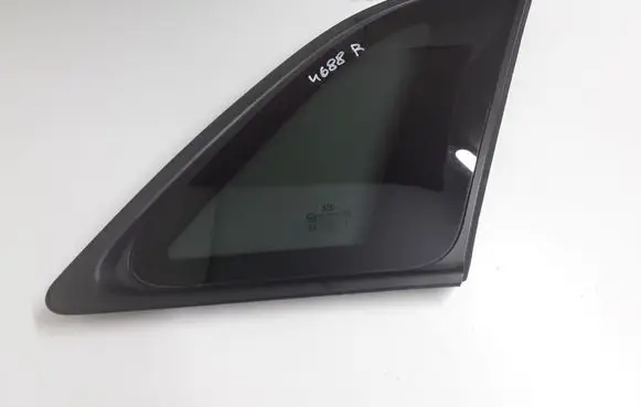 Rear side window