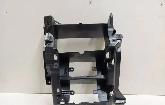 Radio/GPS head unit trim