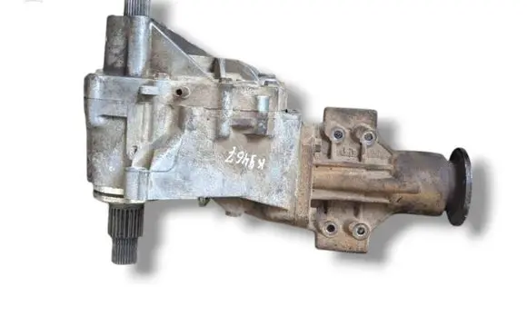 Gearbox transfer box case
