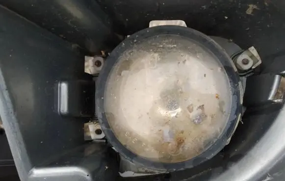Jaguar S-Type Front fog light