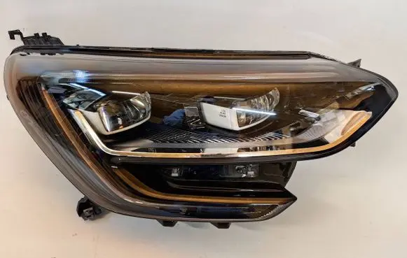Renault Megane IV Headlight/headlamp 260100932R