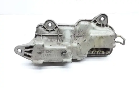 Volvo S90, V90 Vacuum air tank 31339809