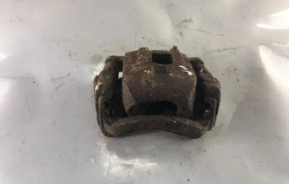 Mitsubishi Pajero Pinin Front brake caliper