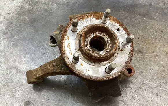 Opel Antara Rear wheel hub