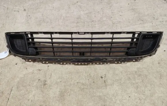 Citroen C5 Front bumper lower grill 9681052677