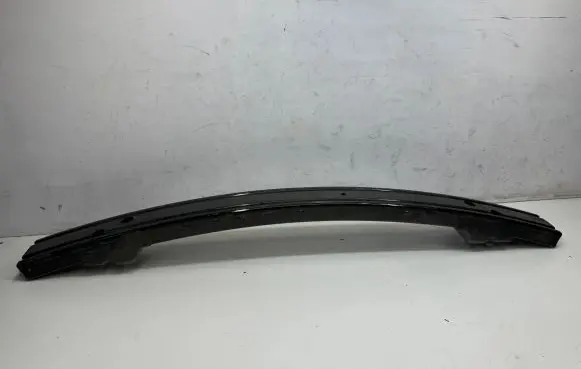 Ford Mustang VI Rear beam 8203B073