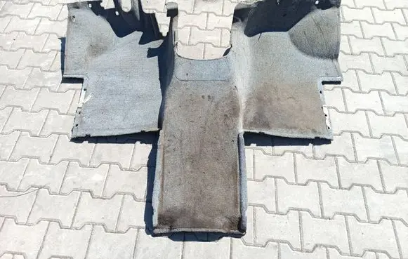Mercedes-Benz Vito Viano W639 Front floor carpet liner 