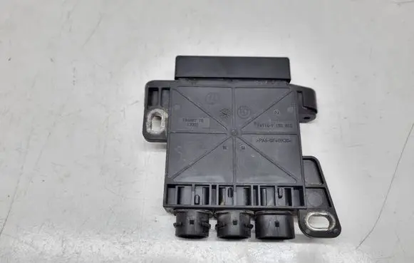 BMW 5 F10 F11 Current control relay 9153418