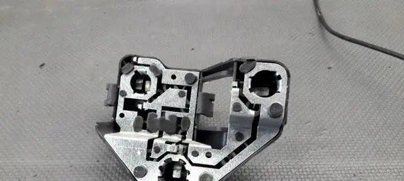 Saab 9-3 Ver2 Tail light bulb cover holder 4831079