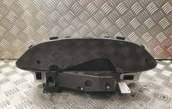 Toyota Yaris Speedometer (instrument cluster) 838000D500D