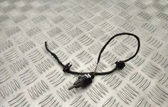 Skoda Octavia Mk3 (5E) Outside/external air temperature sensor 8K0973702