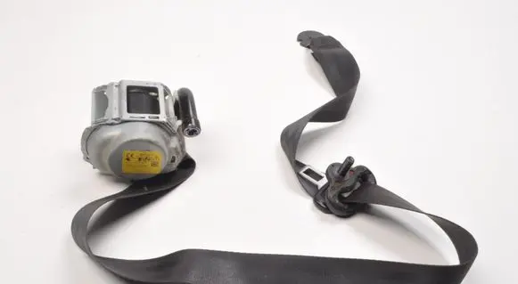 Opel Vivaro Front seatbelt 868840377R