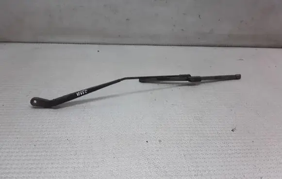 Volkswagen Polo IV 9N3 Windshield/front glass wiper blade 