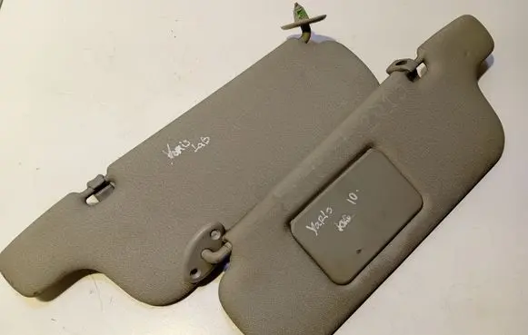 Toyota Yaris Sun visor