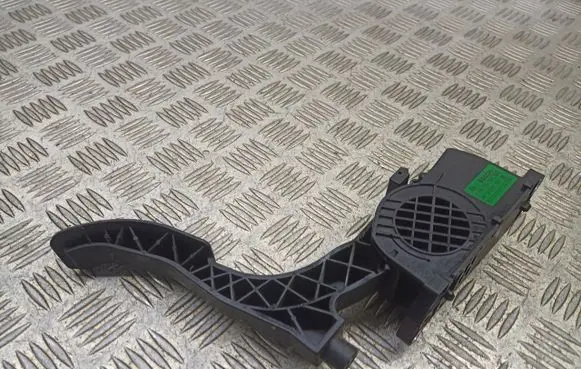 Skoda Fabia Mk2 (5J) Accelerator pedal position sensor 6Q1721503F