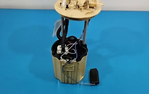 Opel Astra J In-tank fuel pump 13589229 IMPRK1587031