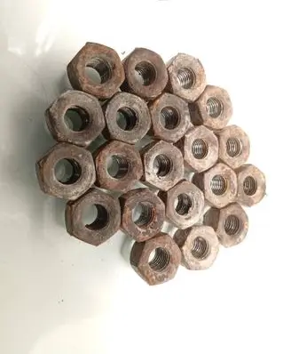 Toyota Avensis T270 Nuts/bolts 